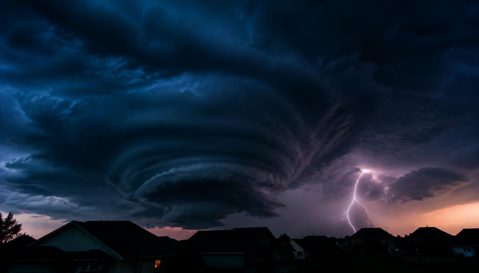 Severe storm over a Missouri neighborhood